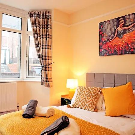 Private Bliss Near Luton Station Appartement Buitenkant foto