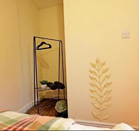 Private Bliss Near Luton Station Appartement Buitenkant foto