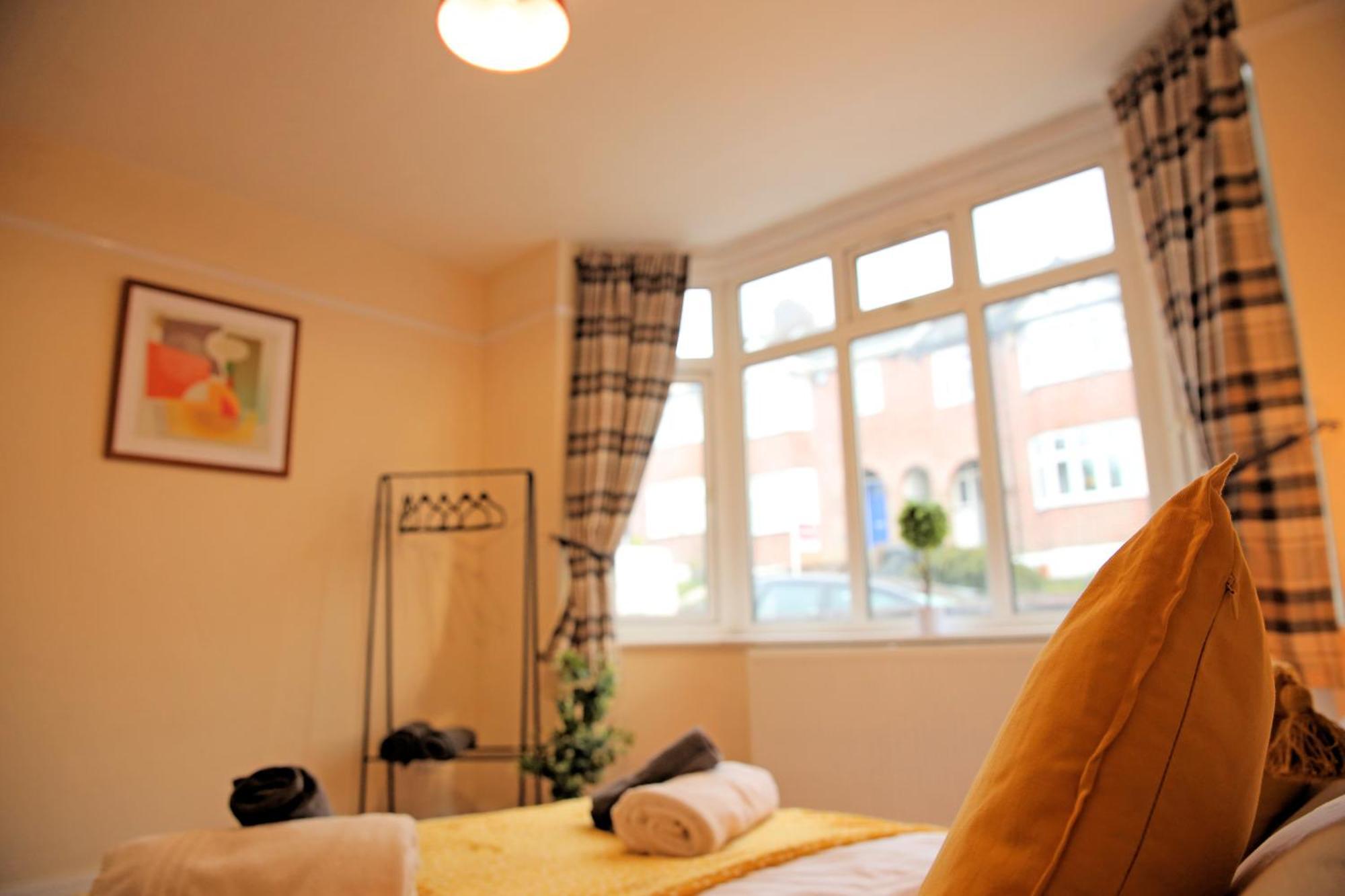 Private Bliss Near Luton Station